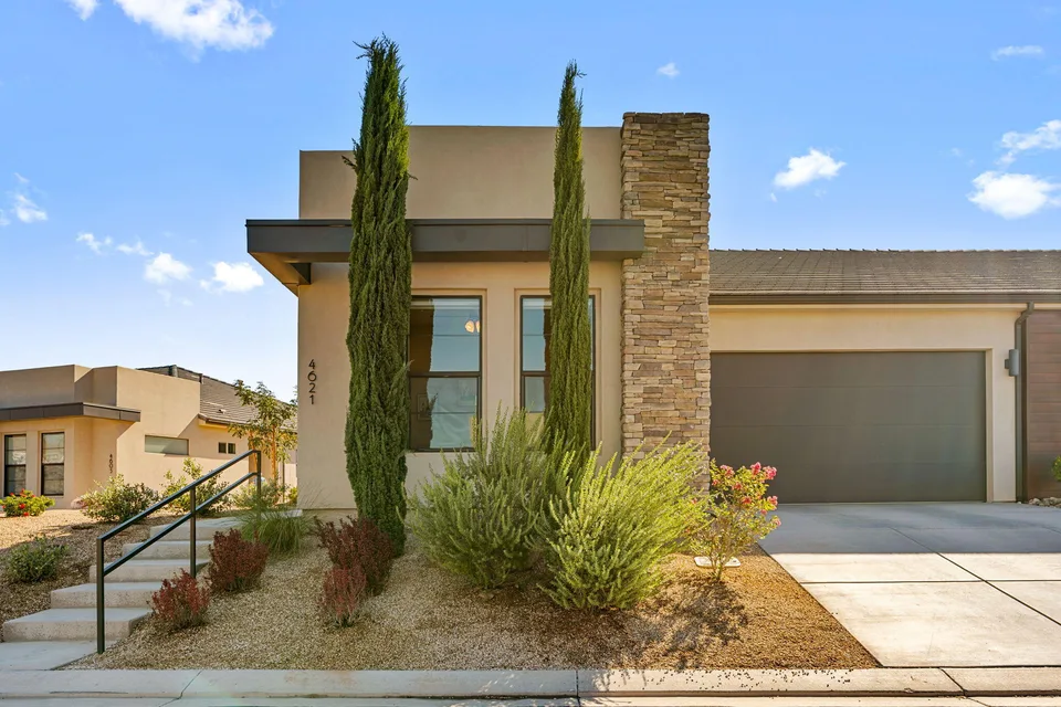 Home in Sun River